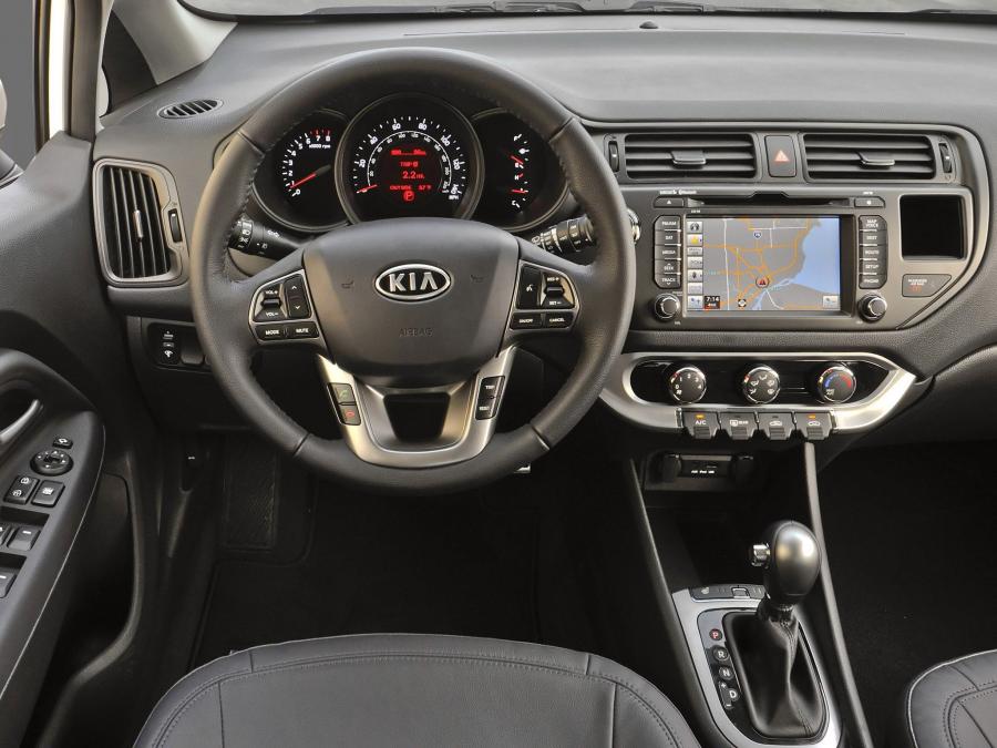  Kia Rio 5-Door 2011 года  (US) (фото 7 из 76)